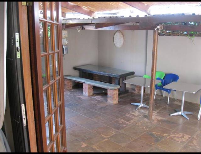 1 BEDROOM PROPERTY TO RENT IN ARCADIA